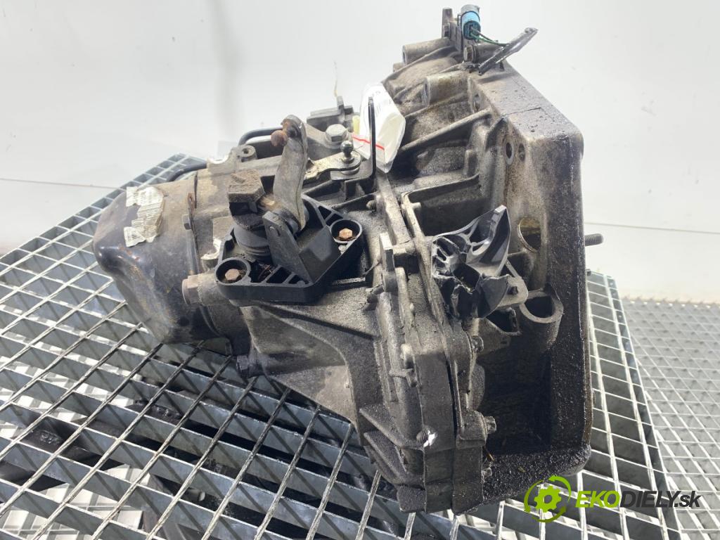 RENAULT MEGANE III liftback 2009 74 kW 1.6 16V (BZ0H) 1598 převodovka JH3183 (Převodovka)