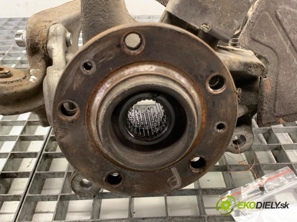 PEUGEOT 407 sedan 2005 100 kW 2.0 HDi 135 (6DRHRH, 6DRHRE, 6DRHRG, 6DRHRJ) 1997 náboj pravy predný