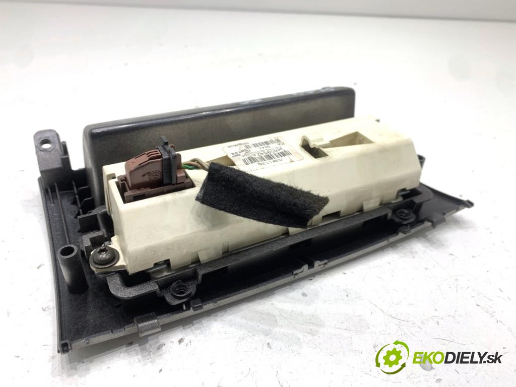 PEUGEOT 407 sedan 2005 100 kW 2.0 HDi 135 (6DRHRH, 6DRHRE, 6DRHRG, 6DRHRJ) 1997 Dislpej 9660954280 (Prístrojová doska)