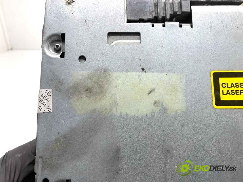 PEUGEOT 407 sedan 2005 100 kW 2.0 HDi 135 (6DRHRH, 6DRHRE, 6DRHRG, 6DRHRJ) 1997 RADIO  (Audio zariadenie)