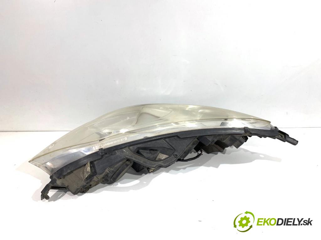 PEUGEOT 407 sedan 2005 100 kW 2.0 HDi 135 (6DRHRH, 6DRHRE, 6DRHRG, 6DRHRJ) 1997 světlomet pravý přední část 9660235980