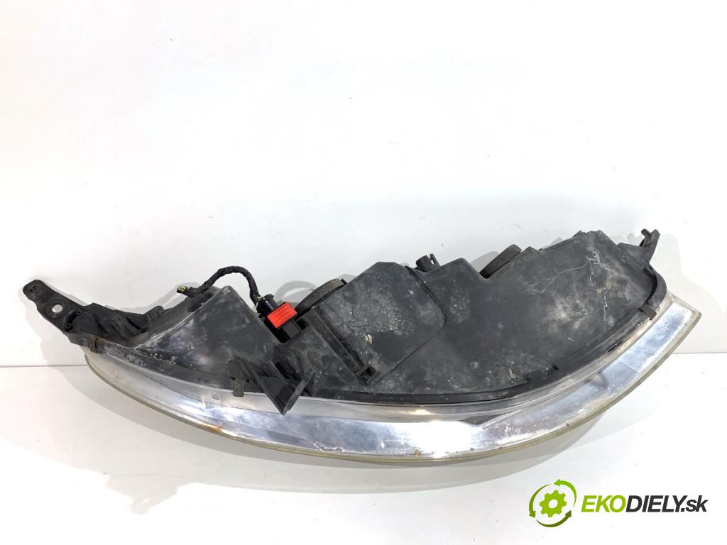 PEUGEOT 407 sedan 2005 100 kW 2.0 HDi 135 (6DRHRH, 6DRHRE, 6DRHRG, 6DRHRJ) 1997 světlomet levý přední část 9656668880