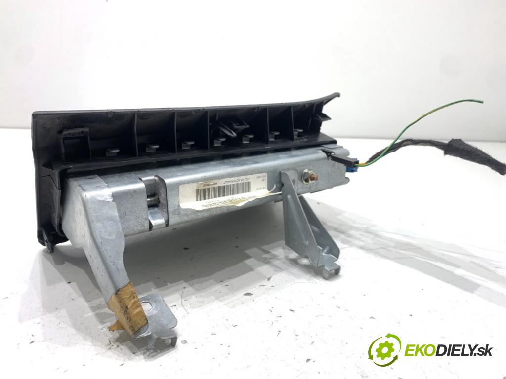 PEUGEOT 407 sedan 2005 100 kW 2.0 HDi 135 (6DRHRH, 6DRHRE, 6DRHRG, 6DRHRJ) 1997 AirBag koleno: 96445885ZD