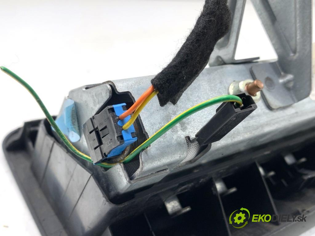 PEUGEOT 407 sedan 2005 100 kW 2.0 HDi 135 (6DRHRH, 6DRHRE, 6DRHRG, 6DRHRJ) 1997 AirBag koleno: 96445885ZD