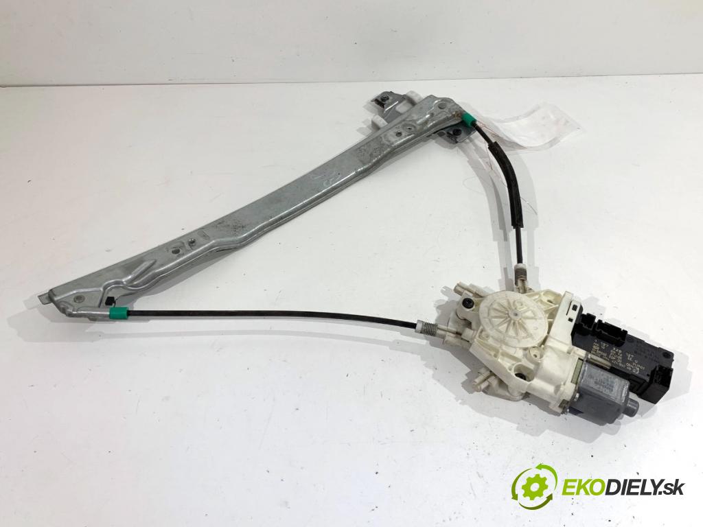 PEUGEOT 407 sedan 2005 100 kW 2.0 HDi 135 (6DRHRH, 6DRHRE, 6DRHRG, 6DRHRJ) 1997 mechanismus okna pravý přední část 0130822201