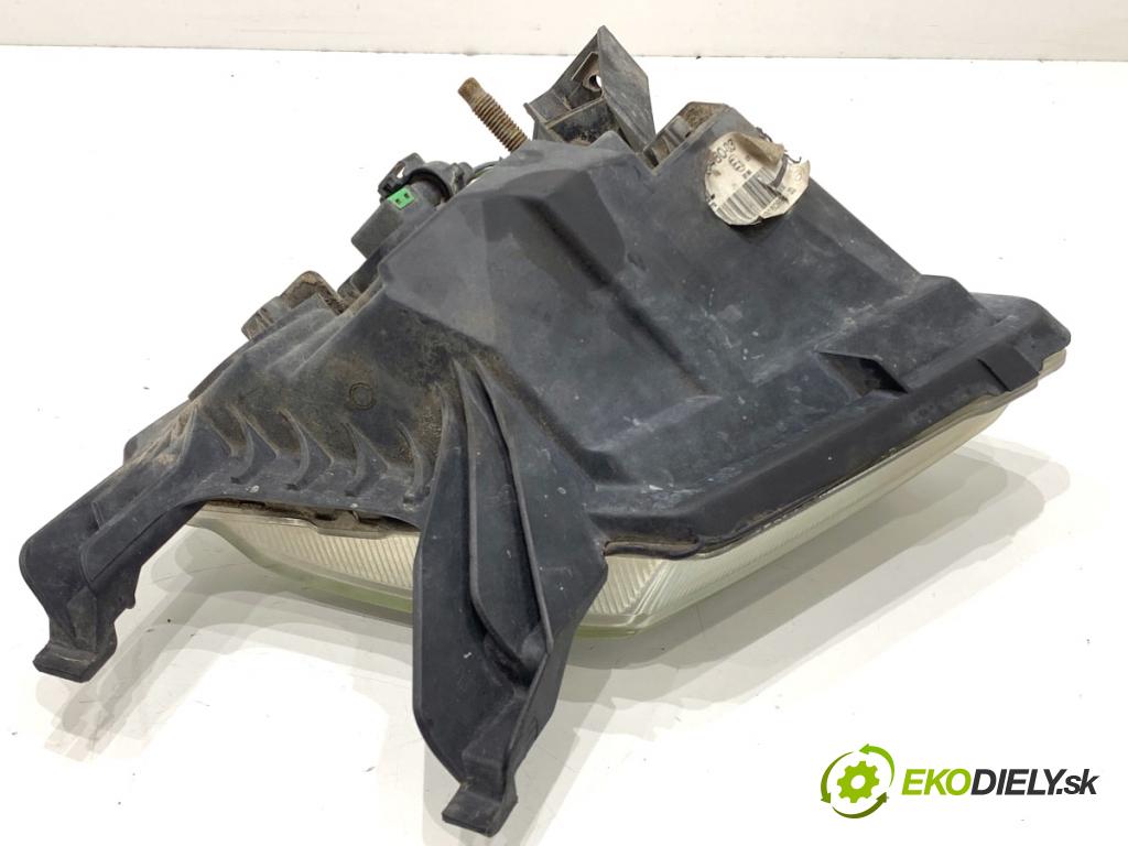 PEUGEOT 407 sedan 2005 100 kW 2.0 HDi 135 (6DRHRH, 6DRHRE, 6DRHRG, 6DRHRJ) 1997 hmlové svetlo, hmlovka pravý přední část 9641945480