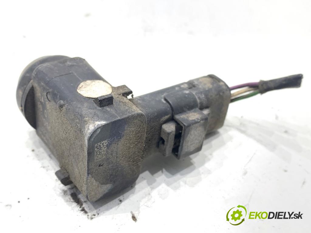 PEUGEOT 407 sedan 2005 100 kW 2.0 HDi 135 (6DRHRH, 6DRHRE, 6DRHRG, 6DRHRJ) 1997 snímač PDC 9650935277XL