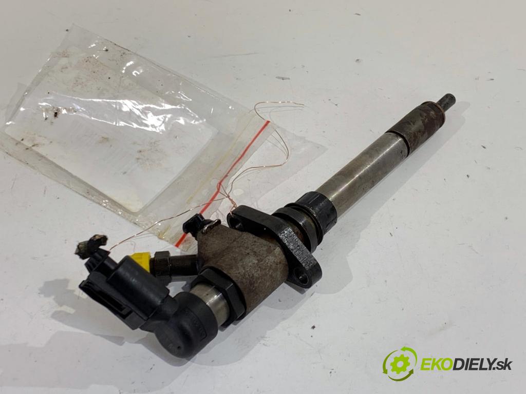 PEUGEOT 407 sedan 2005 100 kW 2.0 HDi 135 (6DRHRH, 6DRHRE, 6DRHRG, 6DRHRJ) 1997 vstrekovač 9657144580 (Vstrekovač paliva)