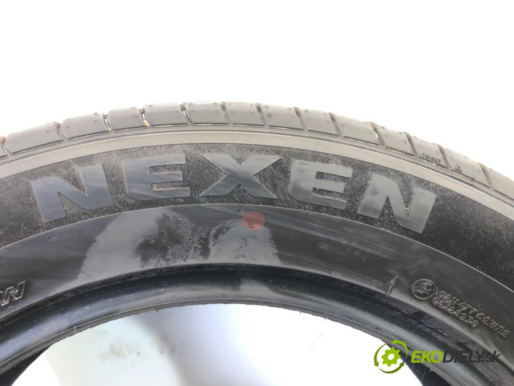 --- ---      PNEUMATIKY: 2X 235/55 18" NEXEN