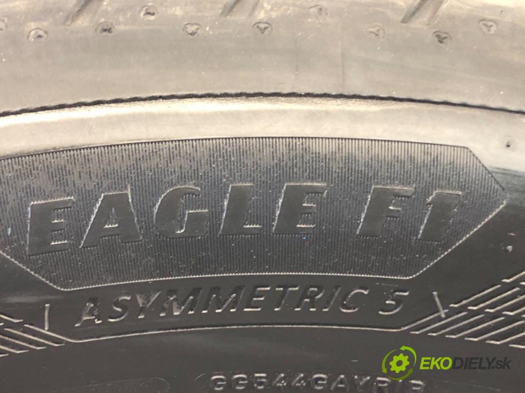 --- ---      PNEUMATIKY: 2X 235/55 18" GOODYEAR