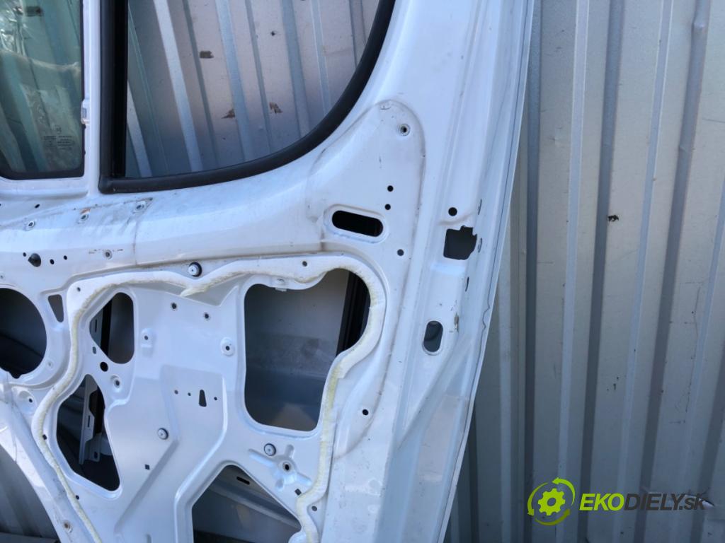 PEUGEOT BOXER II Skrzynia 2022 103 kW 2.2 BlueHDi 140 2179 Dvere pravy predný