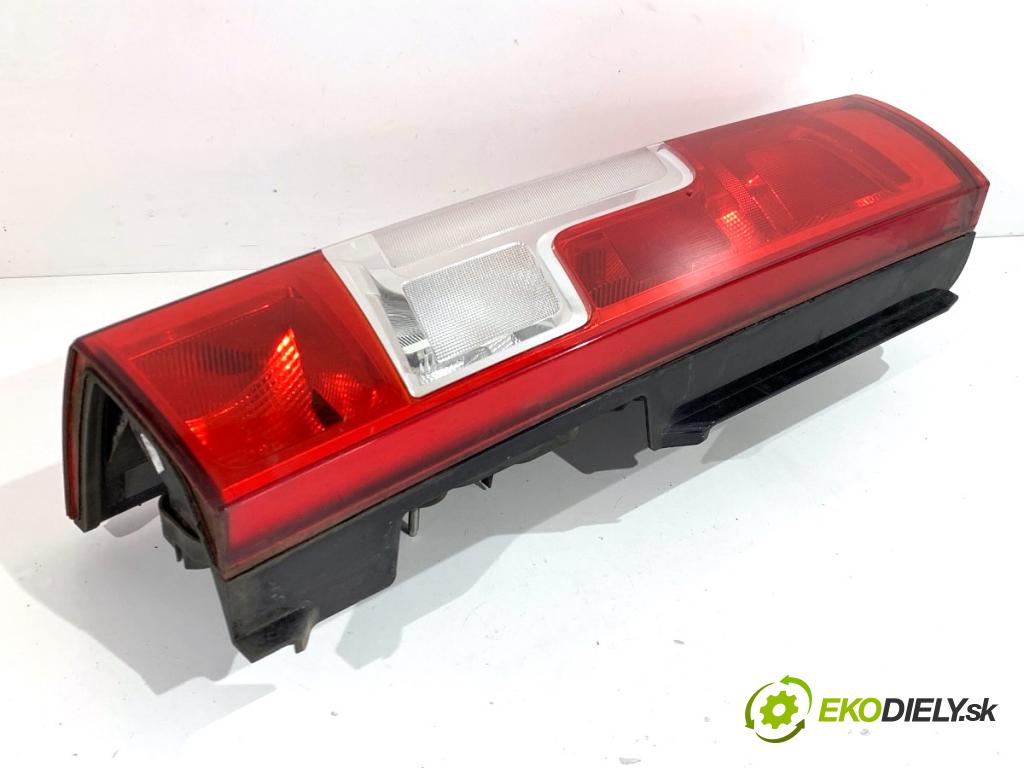 PEUGEOT BOXER II Skrzynia 2022 103 kW 2.2 BlueHDi 140 2179 světlo levý zadní část 01380673080