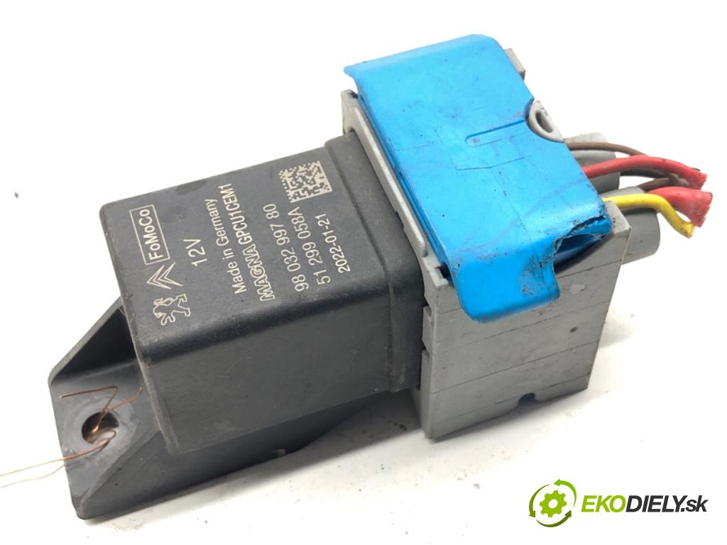 PEUGEOT BOXER II Skrzynia 2022 103 kW 2.2 BlueHDi 140 2179 relé svíček žhavení 9803299780 (Relé)