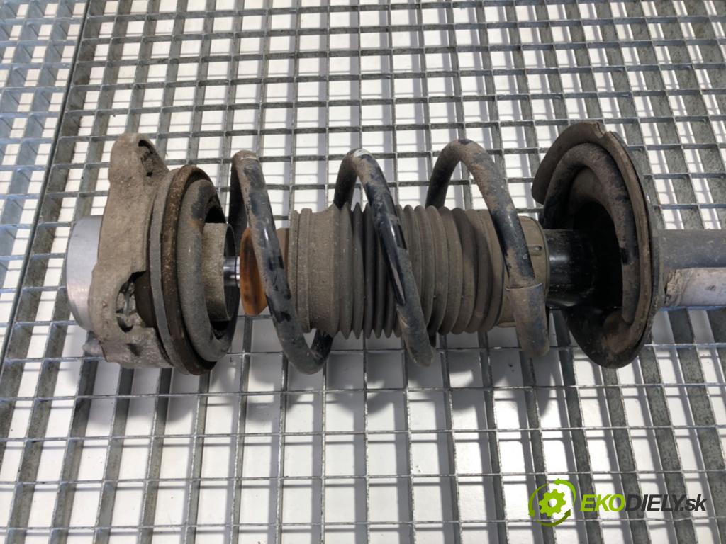 PEUGEOT BOXER II Skrzynia 2022 103 kW 2.2 BlueHDi 140 2179 tlumič pravý přední část 50707078