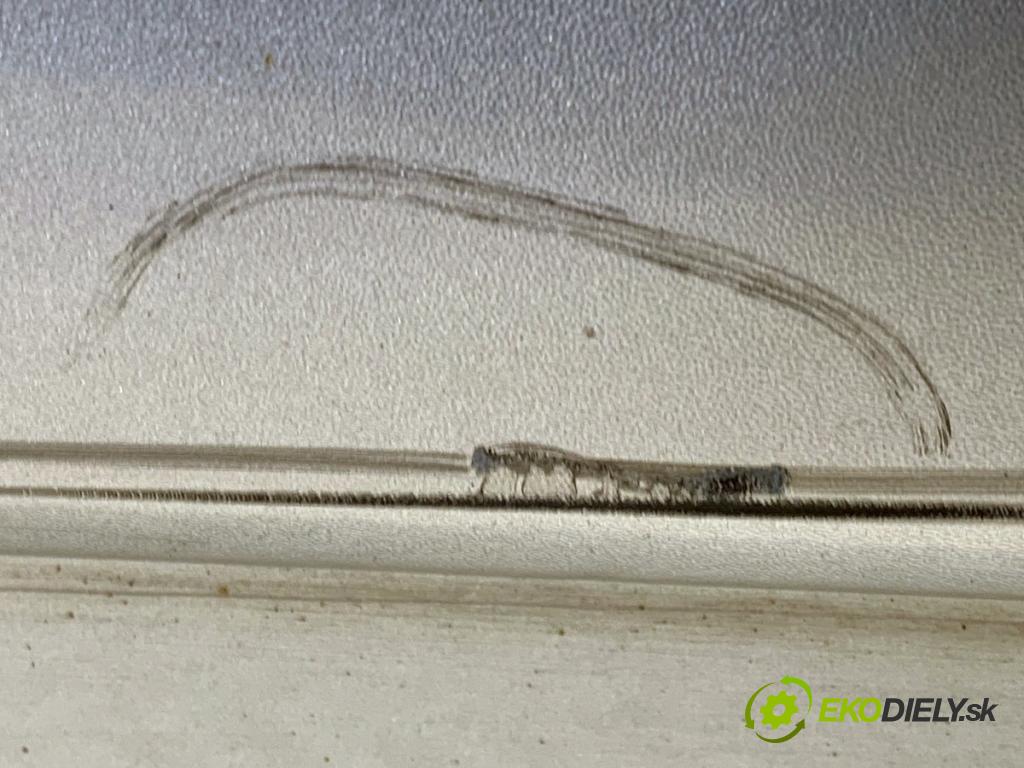 CITROEN C5 II Kombi 2004 80 kW 1.6 HDi (RE8HZB) 1560 dveře pravý zadní část