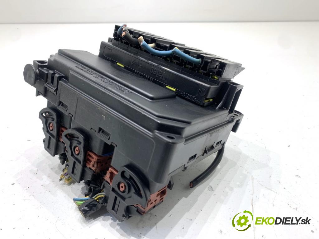 PEUGEOT 407 sedan 2005 100 kW 2.0 HDi 135 (6DRHRH, 6DRHRE, 6DRHRG, 6DRHRJ) 1997 modul BSM 9656086080 (Řídící jednotka ostatní)