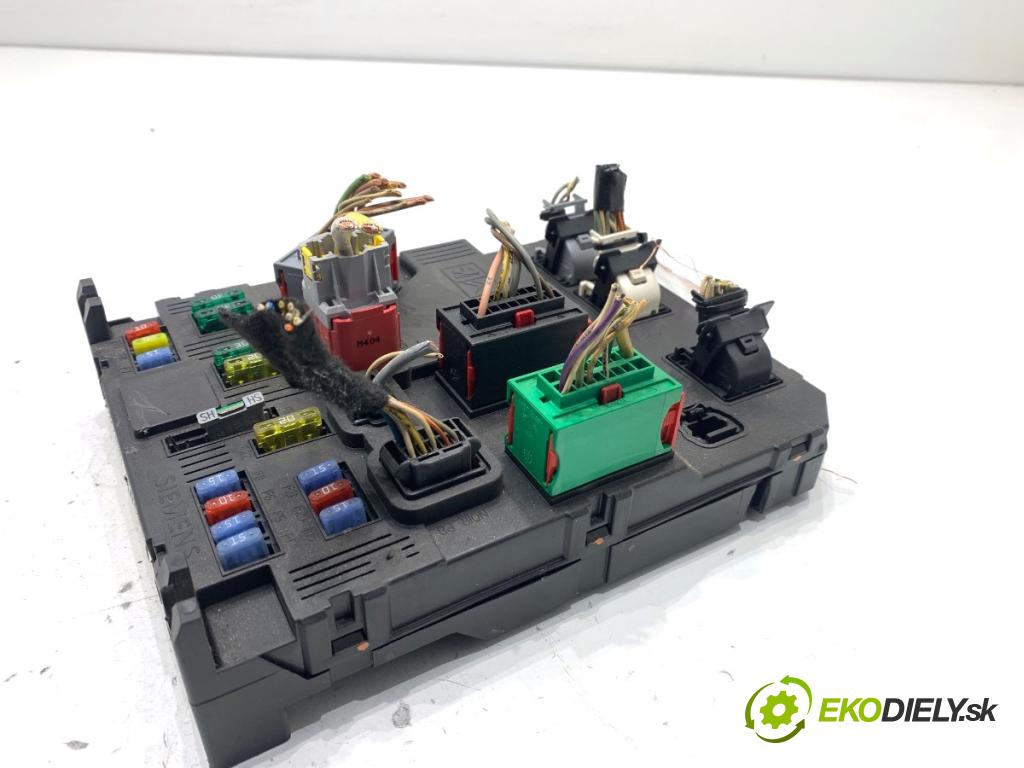 PEUGEOT 407 sedan 2005 100 kW 2.0 HDi 135 (6DRHRH, 6DRHRE, 6DRHRG, 6DRHRJ) 1997 modul BSI 9655708380 (Pojistková skříňka)