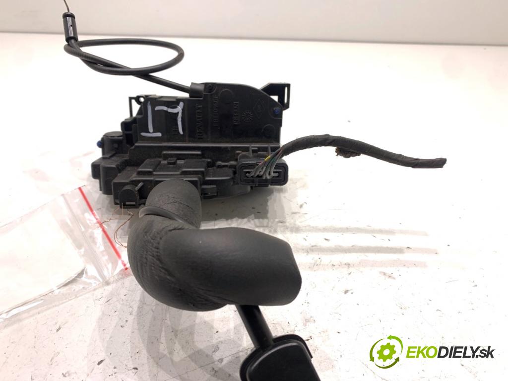 RENAULT MEGANE III liftback 2009 74 kW 1.6 16V (BZ0H) 1598 zámok Dvere ľavy zad 82503000