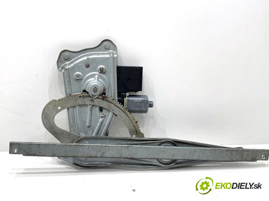 RENAULT MEGANE III liftback 2009 74 kW 1.6 16V (BZ0H) 1598 Mechanizmus okna pravy predný 807300004R