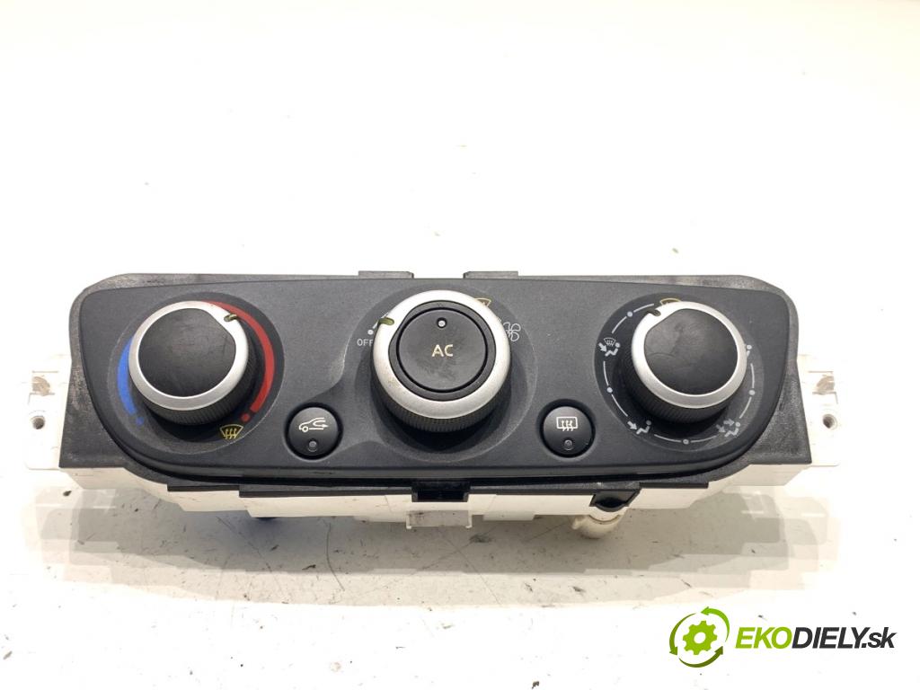 RENAULT MEGANE III liftback 2009 74 kW 1.6 16V (BZ0H) 1598 Panel ovládaní topení T1001786G (Páčky pod volantem)
