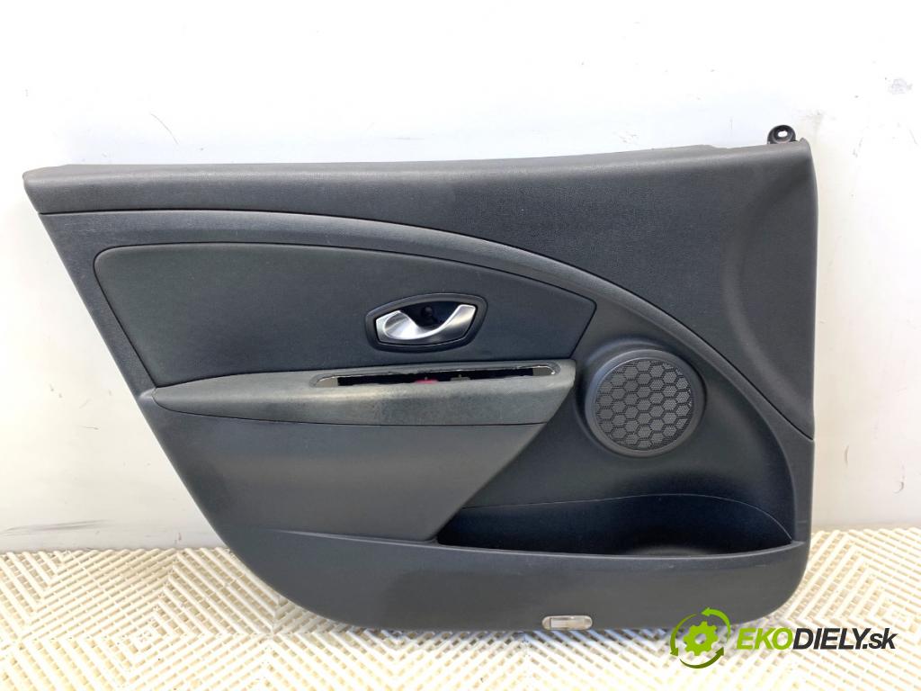 RENAULT MEGANE III liftback 2009 74 kW 1.6 16V (BZ0H) 1598 čalúnenie Dvere ľavy predný 