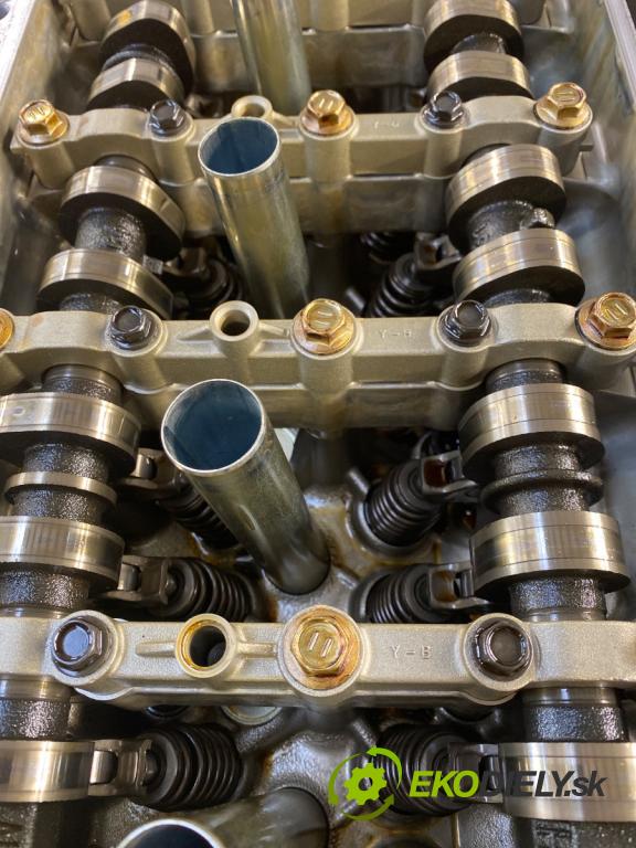 TOYOTA AURIS II liftback 2017 73 kW 1.8 Hybrid (ZWE186_) 1798 motor X2ZR-W22U (Motor)