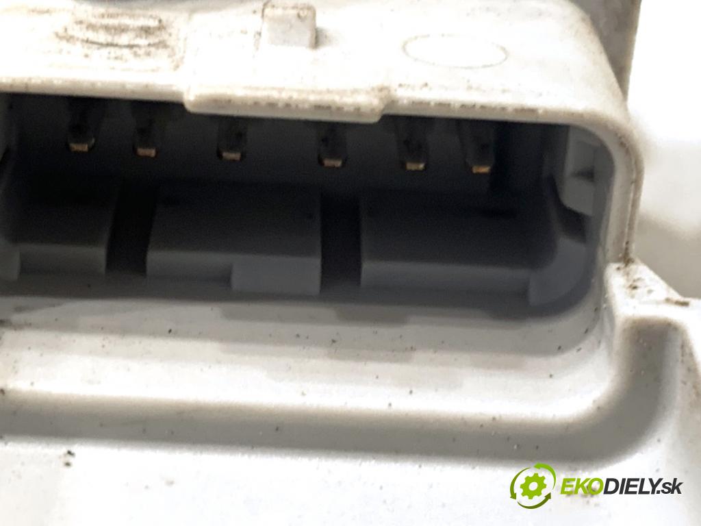 CITROEN C4 I liftback 2005 100 kW 2.0 HDi 1997 zámok dveře levý zadní část 9647175580