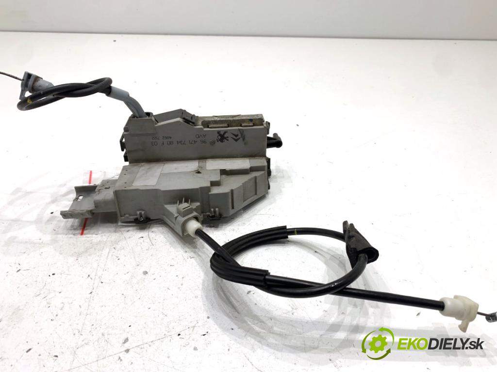 CITROEN C4 I liftback 2005 100 kW 2.0 HDi 1997 zámok Dvere pravy predný 9647173480