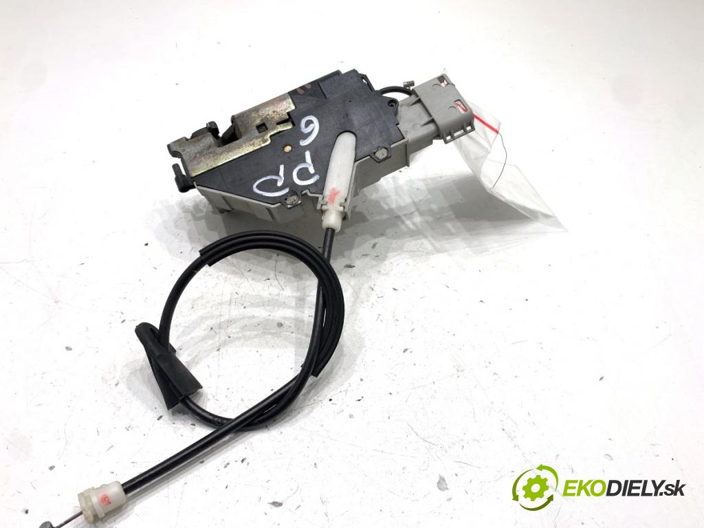 CITROEN C4 I liftback 2005 100 kW 2.0 HDi 1997 zámok Dvere pravy predný 9647173480