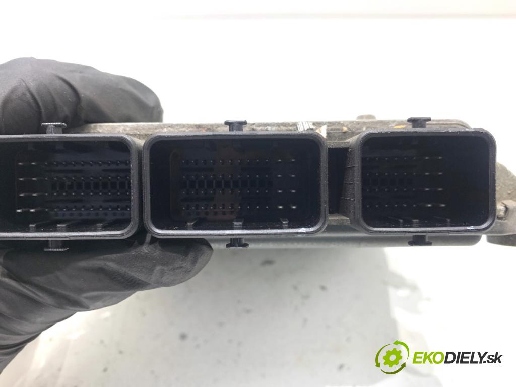 CITROEN C4 I liftback 2005 100 kW 2.0 HDi 1997 riadiaca jednotka Motor 9660497480 (Riadiaca jednotka)