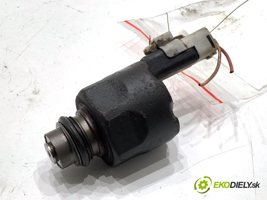 CITROEN C4 I liftback 2005 100 kW 2.0 HDi 1997 Regulátor tlaku paliva  (Palivový systém ostatní)