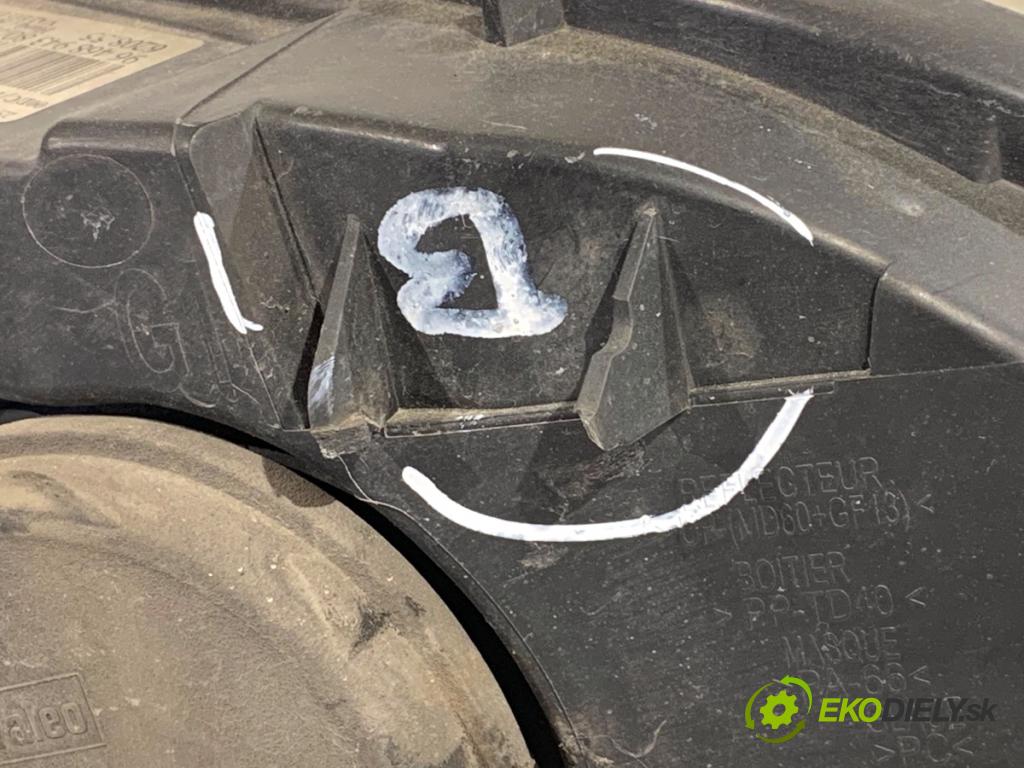 CITROEN C4 I liftback 2005 100 kW 2.0 HDi 1997 světlomet levý přední část XENON 9646894380