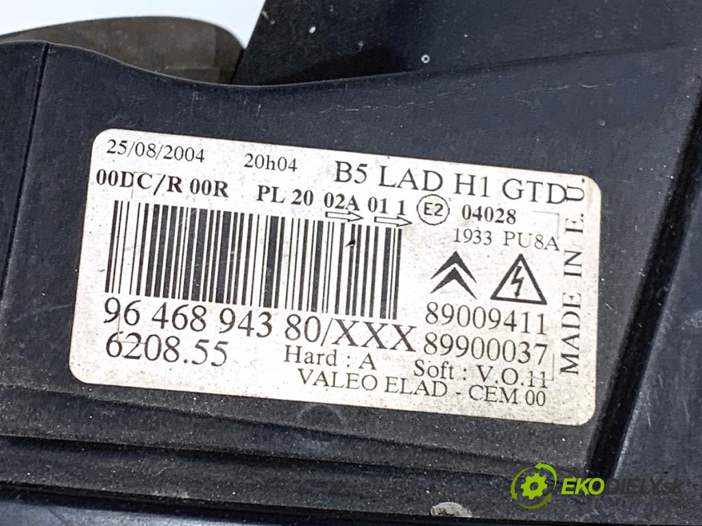 CITROEN C4 I liftback 2005 100 kW 2.0 HDi 1997 světlomet levý přední část XENON 9646894380