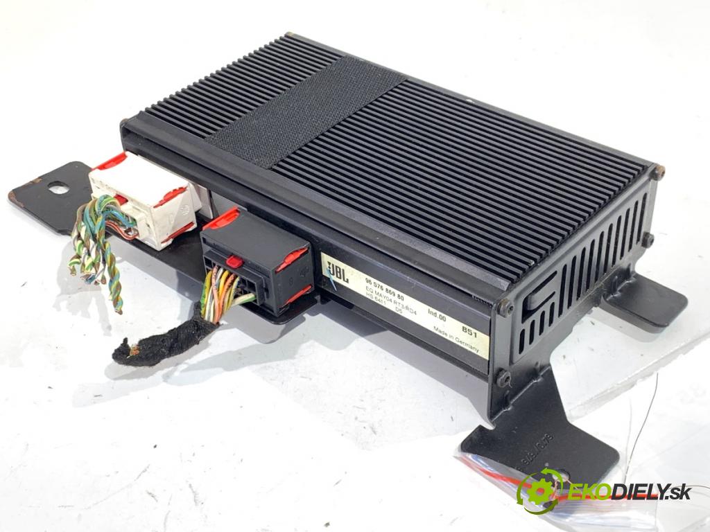 CITROEN C4 I liftback 2005 100 kW 2.0 HDi 1997 zesilovač JBL 9657686980