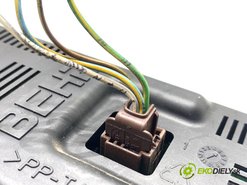 CITROEN C4 I liftback 2005 100 kW 2.0 HDi 1997 Panel ovládania kúrenia 9658084577 (Prepínacie páčky pod volantom)