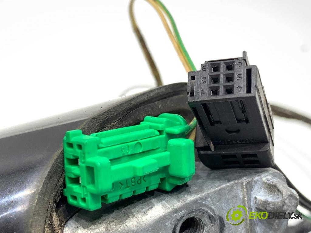 CITROEN C4 I liftback 2005 100 kW 2.0 HDi 1997 zpětné zrcátko pravý