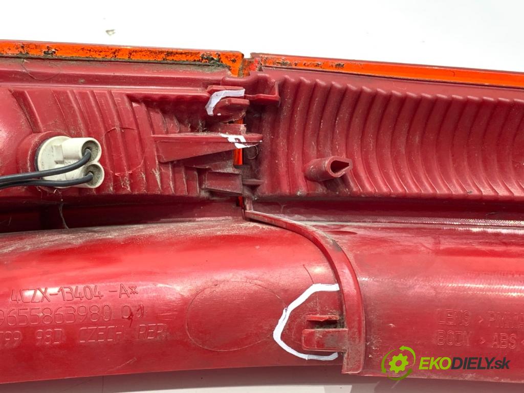 CITROEN C4 I liftback 2005 100 kW 2.0 HDi 1997 Svetlo pravy zad 9655863980 9655863780