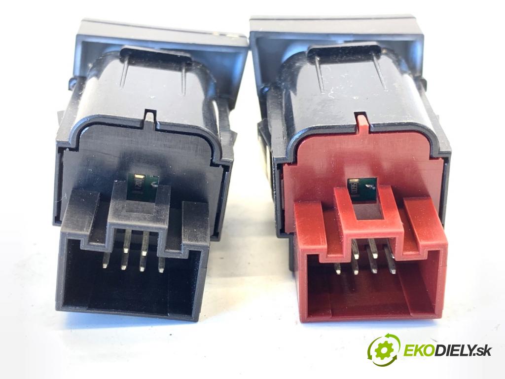 OPEL ANTARA A SUV 2014 135 kW 2.2 CDTi 4x4 2231 SPÍNAČE: ohrievania, vyhrievania sedačky 20785533