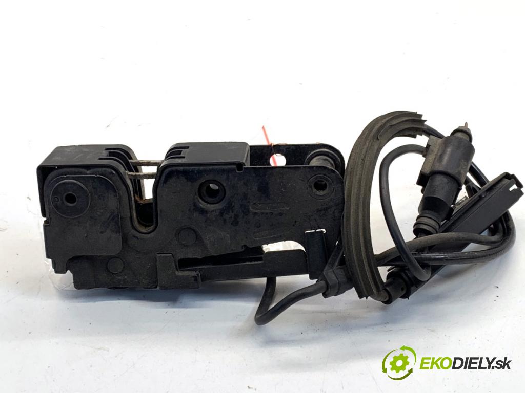 AUDI Q5 8R SUV 2011 125 kW 2.0 TDI quattro 1968 zámok kapoty predný 8K1823746