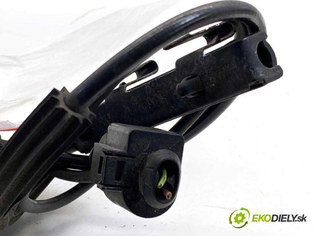 AUDI Q5 8R SUV 2011 125 kW 2.0 TDI quattro 1968 zámok kapoty predný 8K1823746