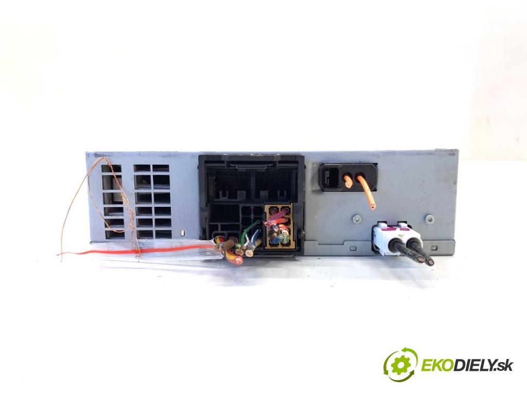 AUDI Q5 8R SUV 2011 125 kW 2.0 TDI quattro 1968 RADIO 4G0035056 (Audio zařízení)