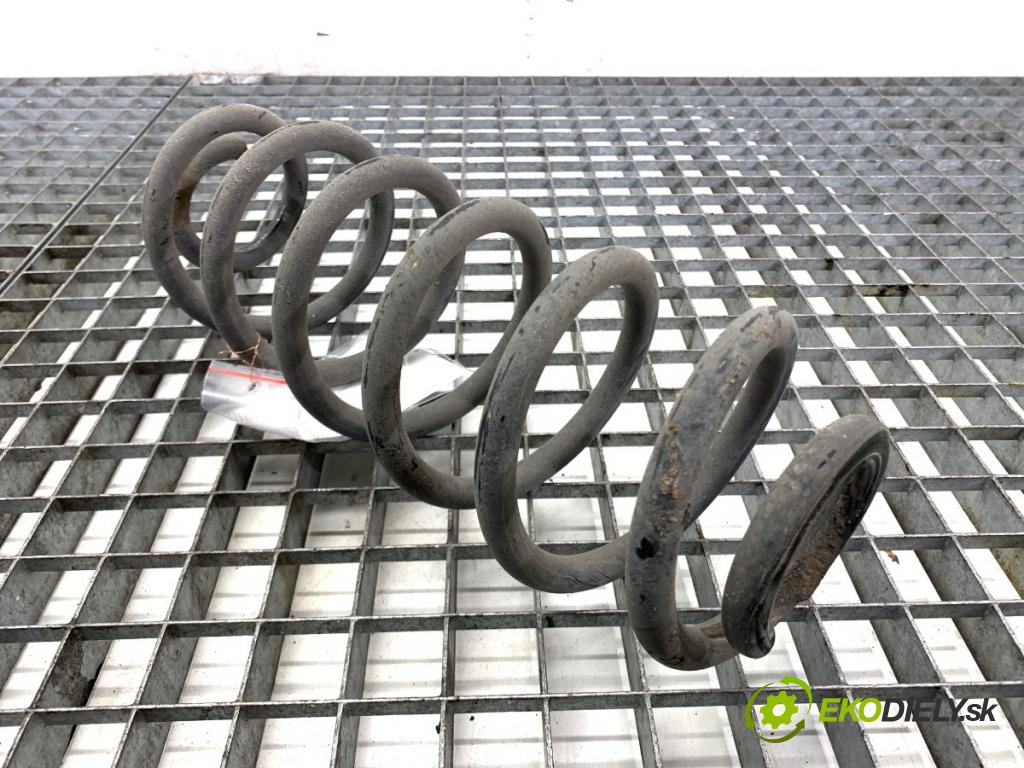 AUDI Q5 8R SUV 2011 125 kW 2.0 TDI quattro 1968 Pružina zad  (Kľučka dverí ostatné)