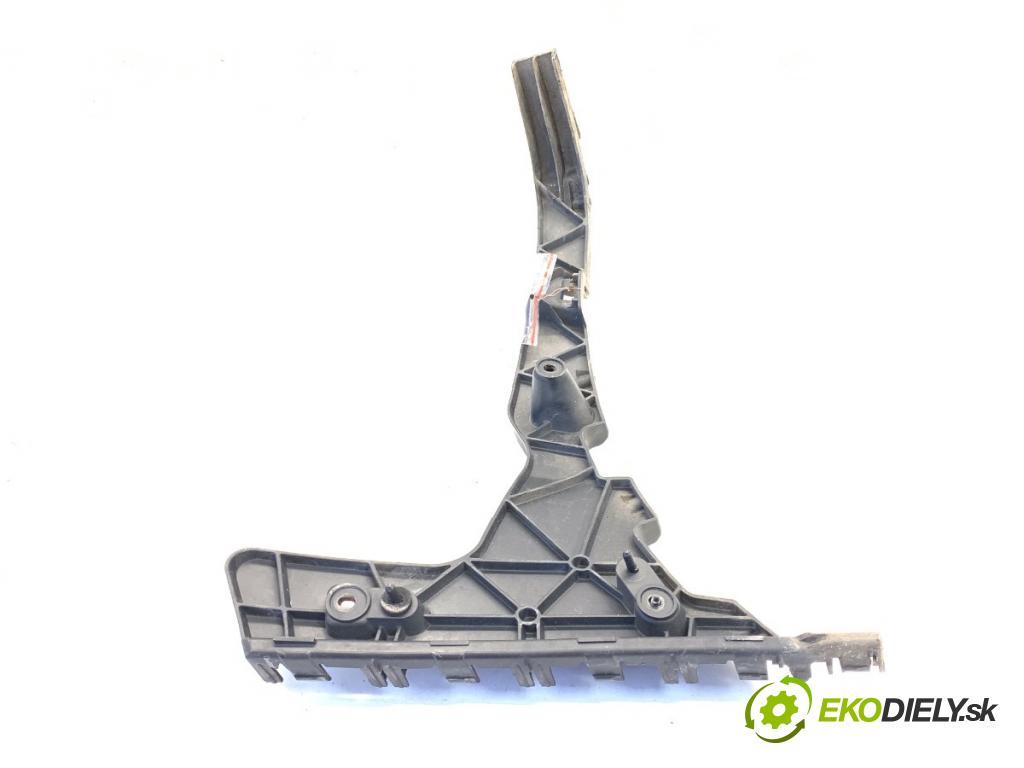 AUDI Q5 8R SUV 2011 125 kW 2.0 TDI quattro 1968 Úchyt nárazníka pravy zad 8R0807454B