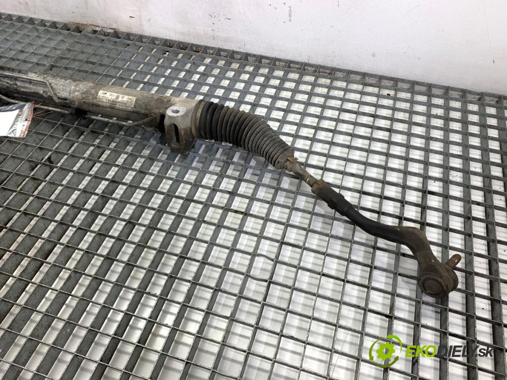 AUDI Q5 8R SUV 2011 125 kW 2.0 TDI quattro 1968 řízení volantu řízení 8R1422065D