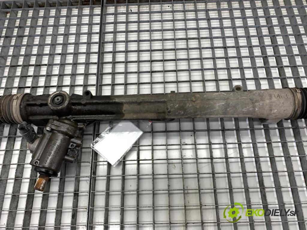 AUDI Q5 8R SUV 2011 125 kW 2.0 TDI quattro 1968 řízení volantu řízení 8R1422065D