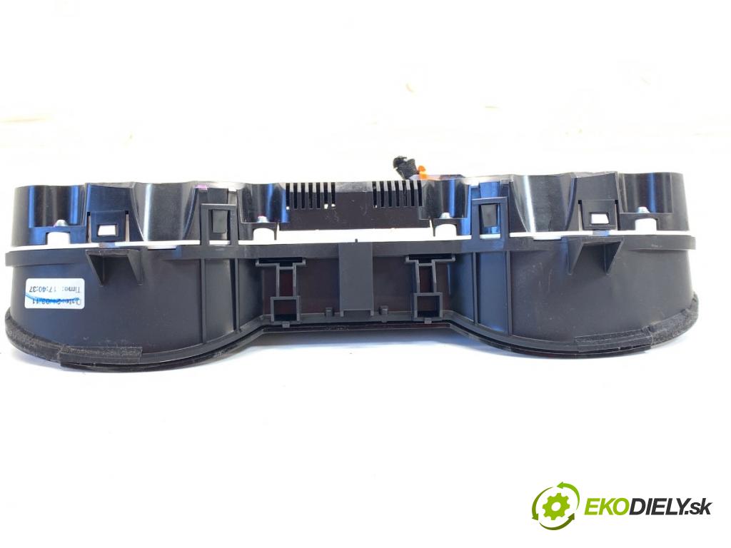 AUDI Q5 8R SUV 2011 125 kW 2.0 TDI quattro 1968 Prístrojovka 8R0920931B (Prístrojová doska)