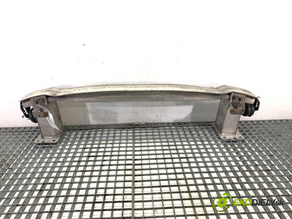 AUDI Q5 8R SUV 2011 125 kW 2.0 TDI quattro 1968 Výstuha nárazníka predný 8R0807113B (Výstuha predná)