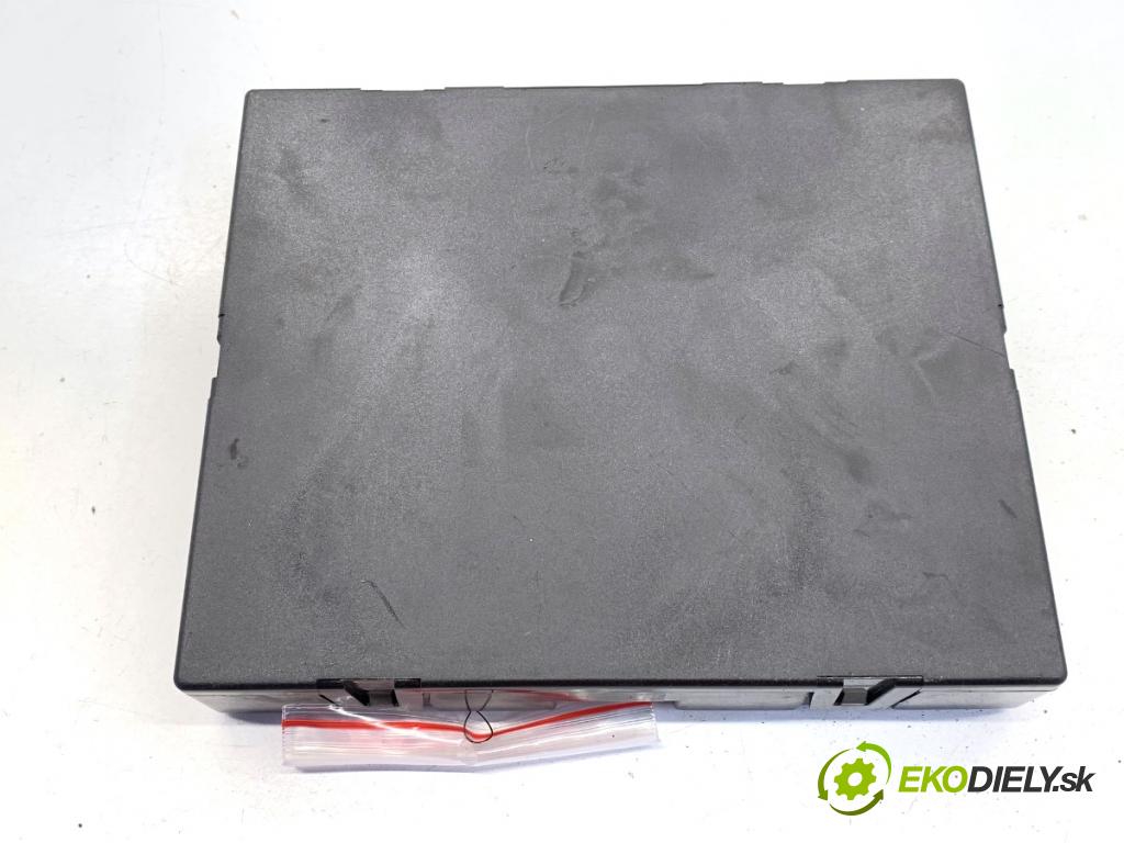 AUDI Q5 8R SUV 2011 125 kW 2.0 TDI quattro 1968 Modul komfortu 8K0907064CP (Modul komfortu)