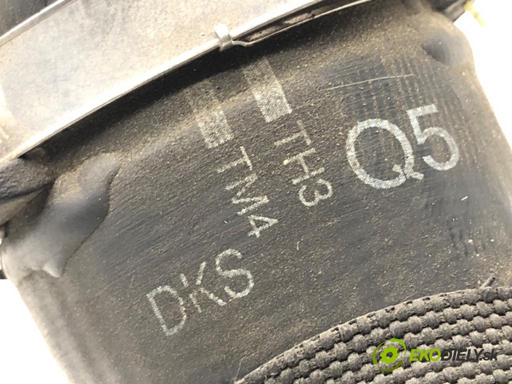 AUDI Q5 8R SUV 2011 125 kW 2.0 TDI quattro 1968 Rúra turba 8R0145737N