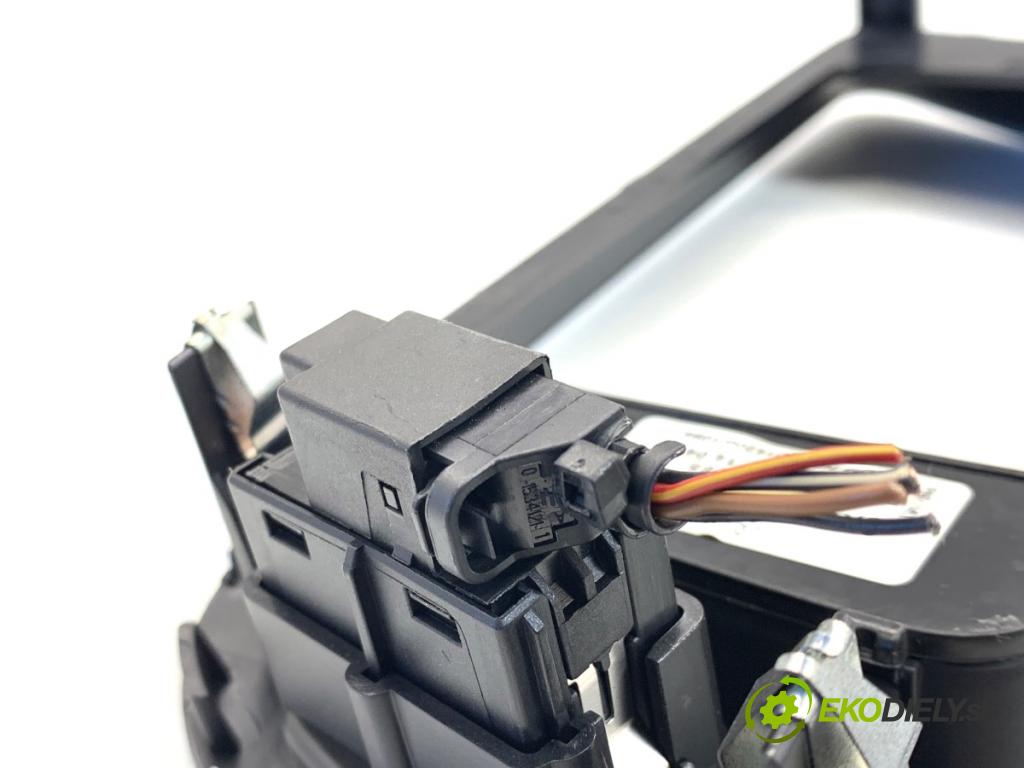 AUDI Q5 8R SUV 2011 125 kW 2.0 TDI quattro 1968 Rámček DISPLEJ: 8R1857186P